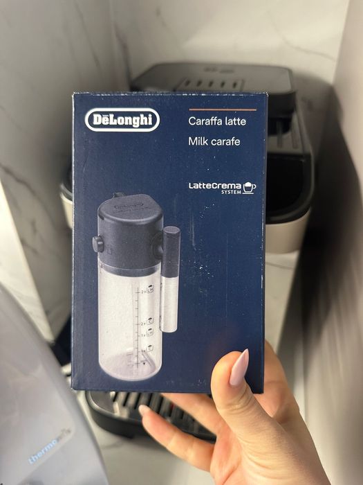 Espressor automat Delonghi Magnifica Evo