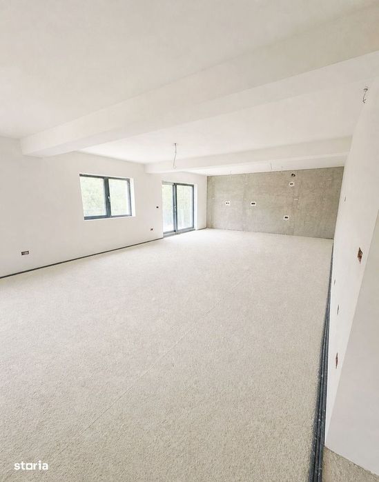 Casa cu garaj, 254 mp, teren 610 mp, zona Visan