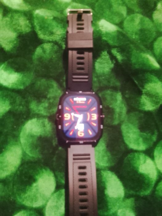 Продам часы новые