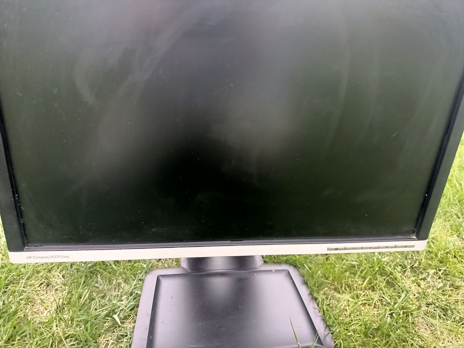 Monitor HP în stare buna