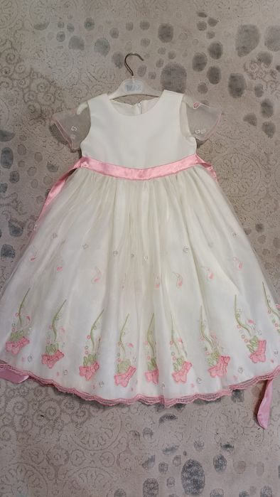 Два детских платья