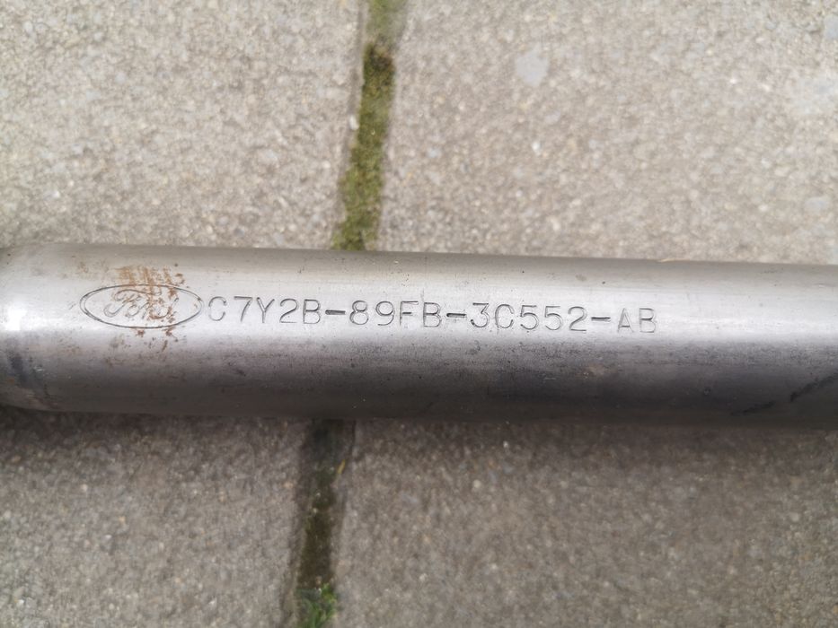 Каре, кормилен прът. Форд Фиеста