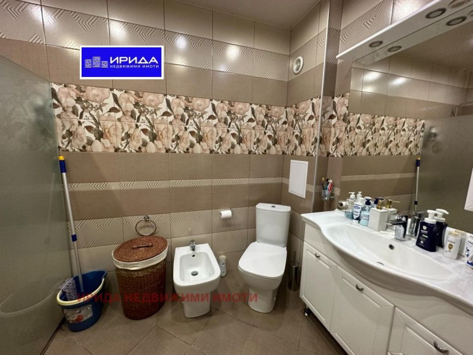 Просторен тристаен дизайнерски обзаведен  апартамент в Манастирски