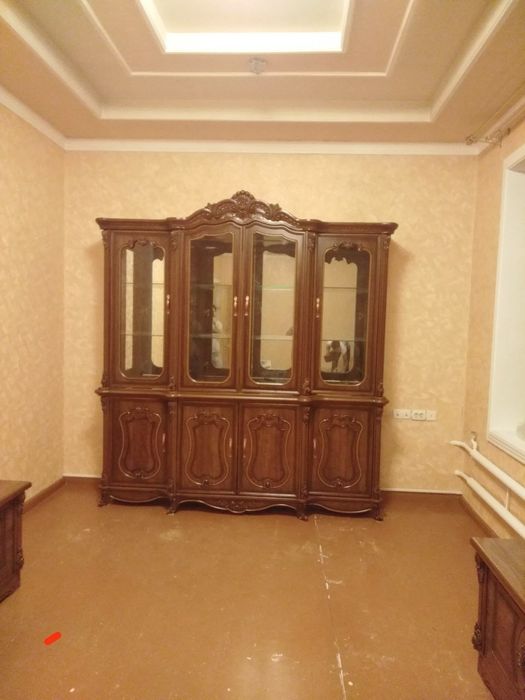 Stenka sotiladi razmeri 240 holati alo