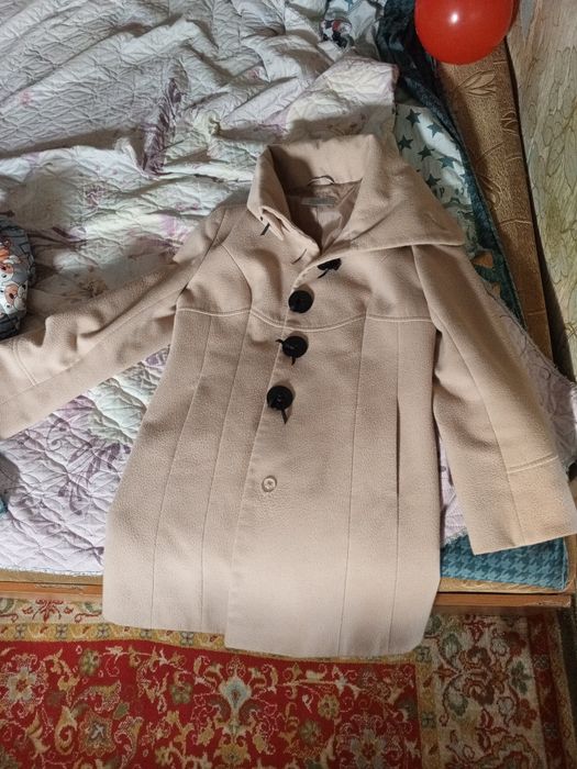 Отдам пальто, размер 46-48