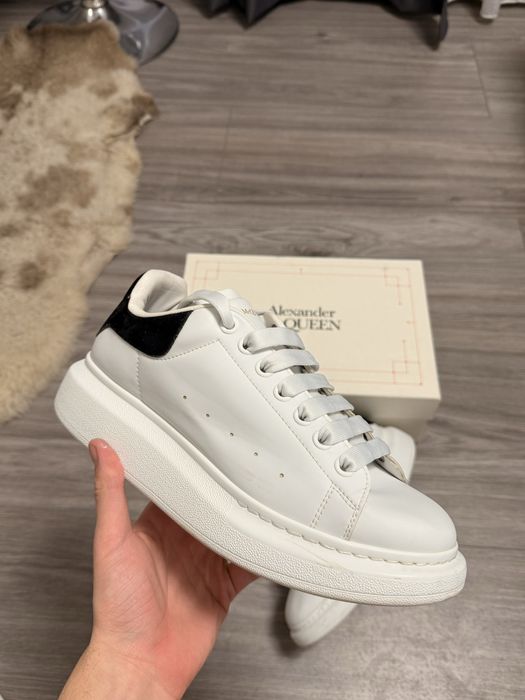 Adidasi Alexander McQueen