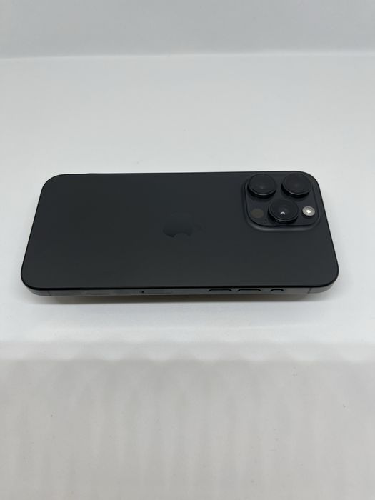 Ip 15 pro max 256 gb 84%