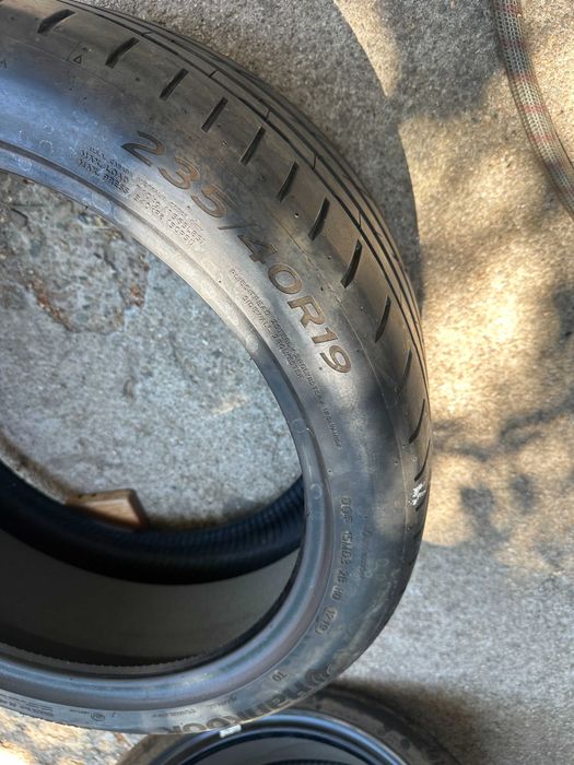 4бр. летни гуми 235/40/19 Hankook Ventus S1Evo3