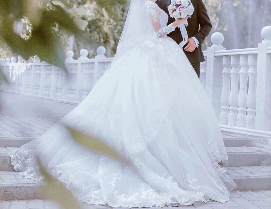 Свадебное платье