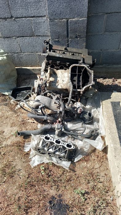 Двигатель   санта   фе