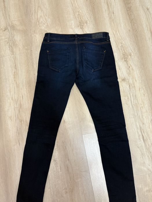 Blugi denim albastri