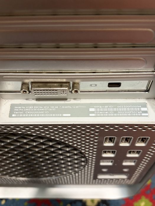 Mac Pro A1289 Xeon / SSD 256GB /