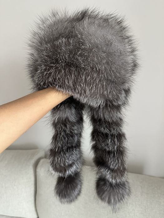 Caciula vulpe argintie lux noua S