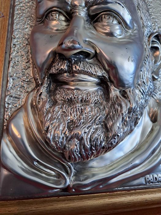 basorelief papa pius alama argintata 40/31 cm