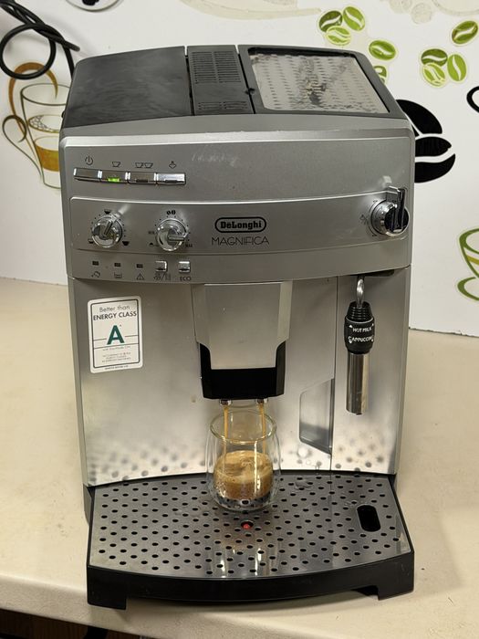 Кафемашина кафе автомат delonghi magnifica с гаранция