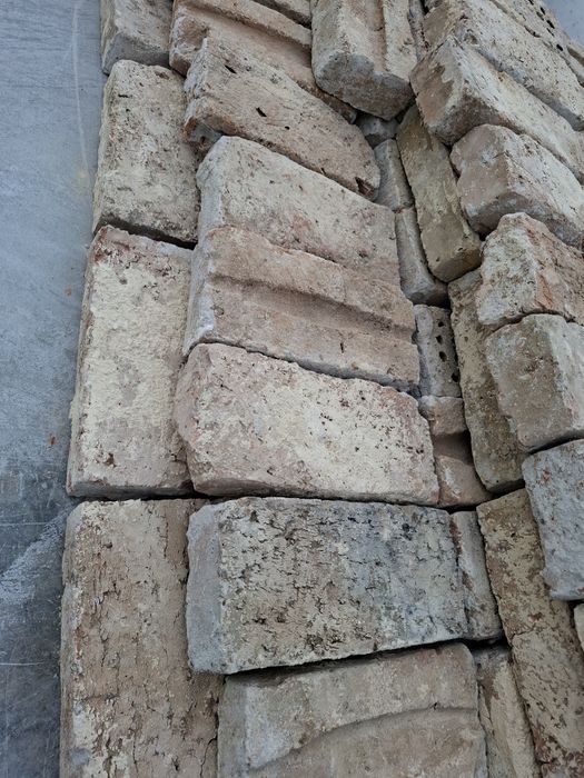 Тухли единичка евтино