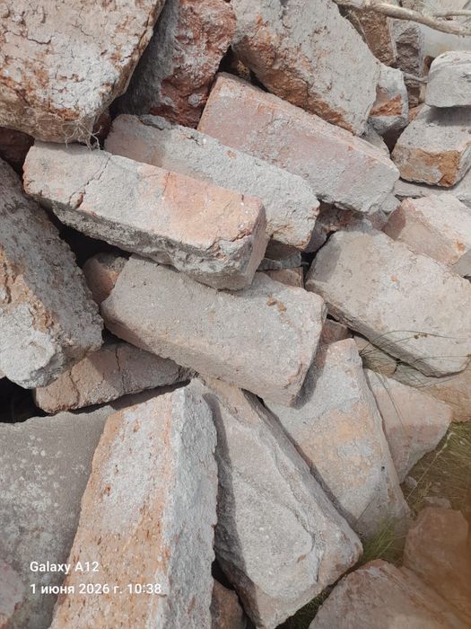 Продам керпич красный бу