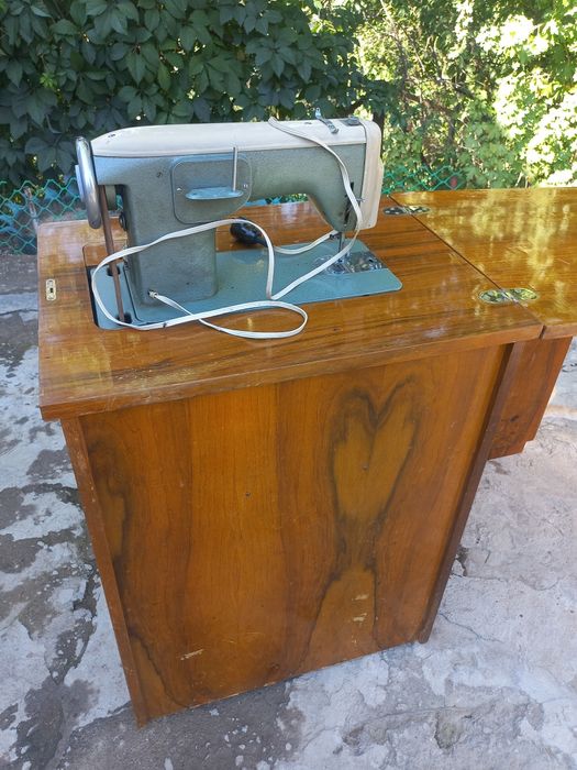 Продам швейные машинки