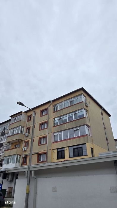 Apartament 3 camere decomandat, renovat, 2 bai, loc parcare, Gavana 3