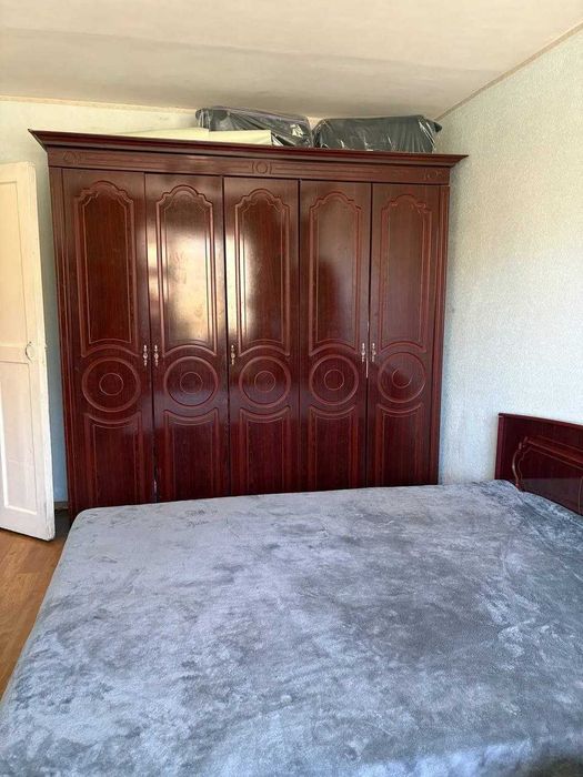 Продаётся 3х комн. квартира на Чиланзаре. Домбробод. Пед. институт