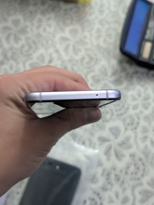 Samsung Galaxy Z Flip 3 150$