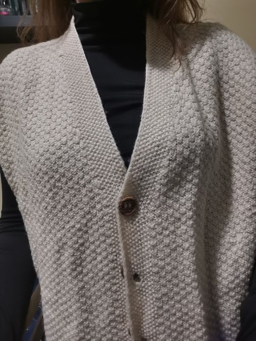 vesta/cardigan din lana