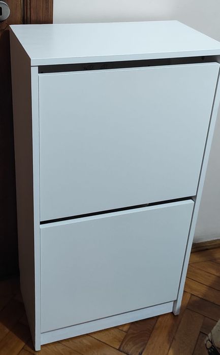 Pantofar alb de la ikea