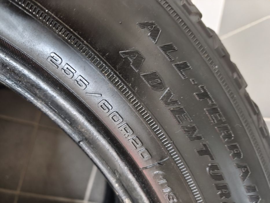 255/60R20 Goodyear 2 баллона