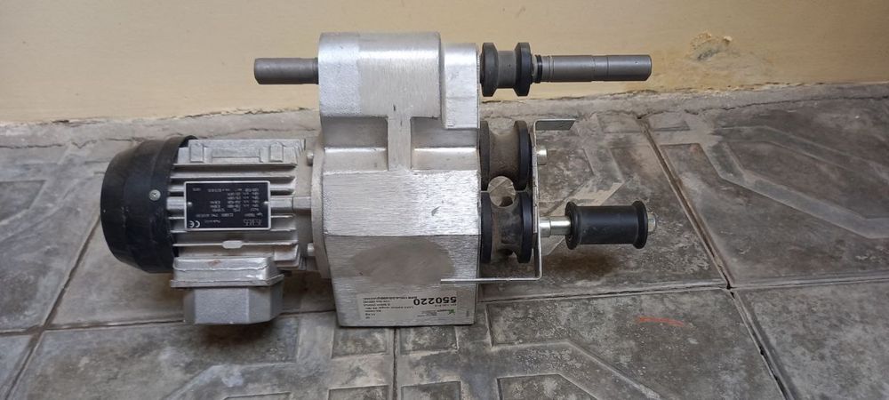 Мотор редуктор для шторки