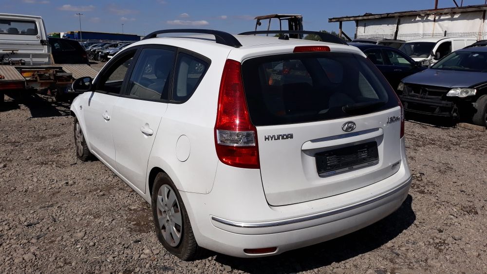 Hyundai i30 1.6crdi/90hp,На части