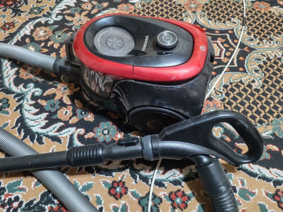 Продам пылесос Самсунг