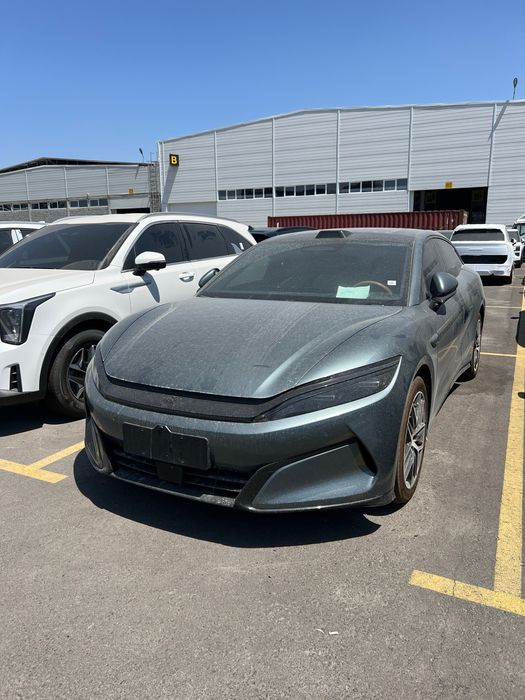 Byd Han L  2025  2.7 sekund
