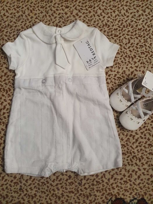 Боди и туфелька для принцессы от бренда H&M