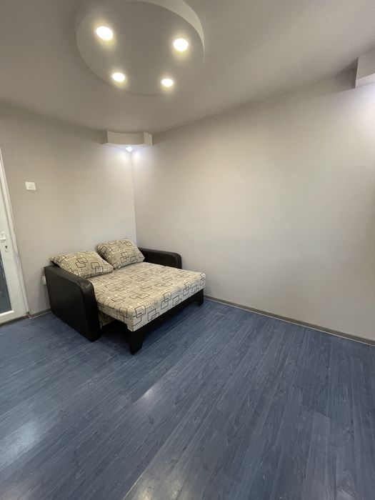 Vand apartament!