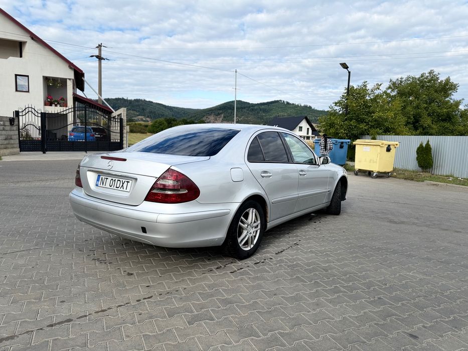 Mercedes w211 E200D