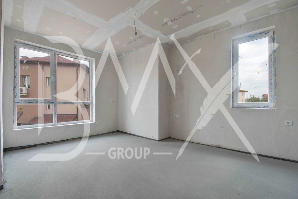 Тристаен Враждебна