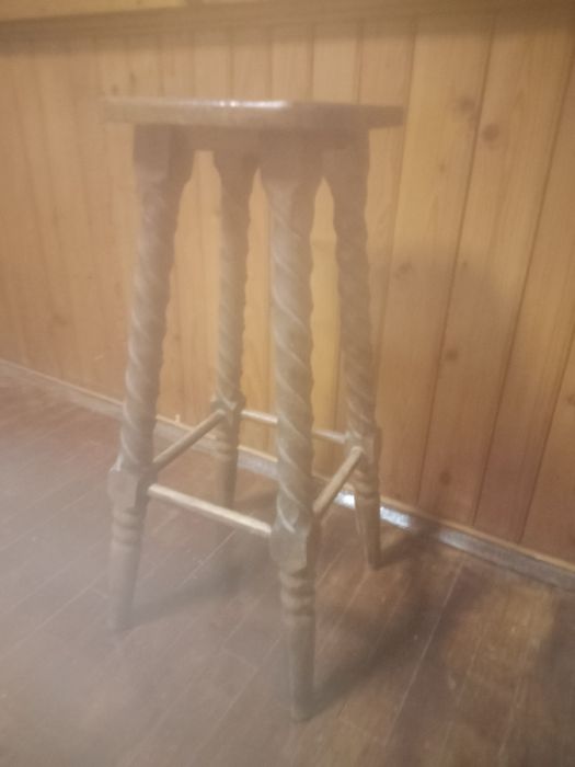 Продавам столове букови