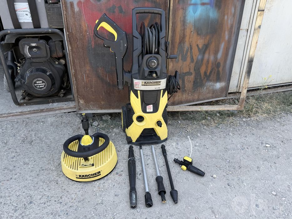 * Karcher K 5.700 оригинал Италия в отличном состоянии