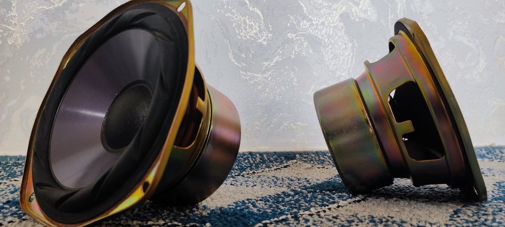 SONY Indonesia Moshniy Kalonka