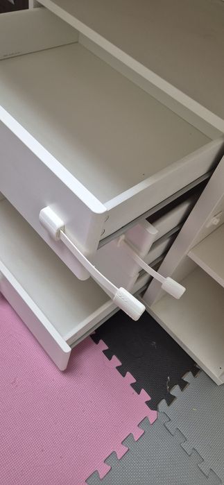 Comoda/ masa de infasat