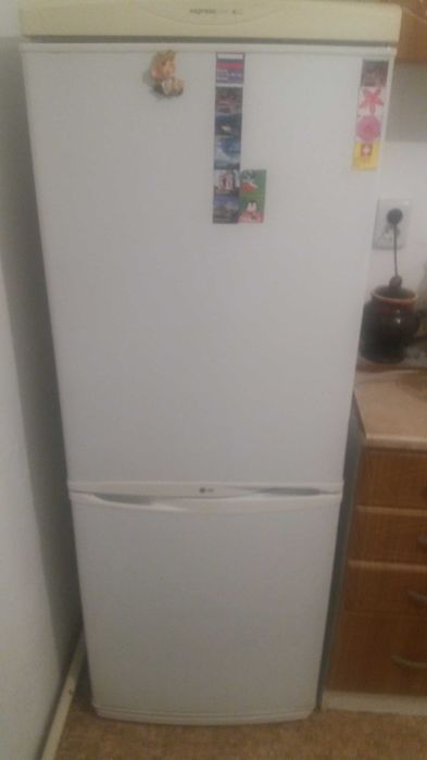 Продам холодильник