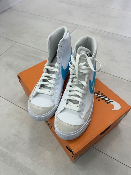 Adidasi NIKE BLAZER De Vanzare