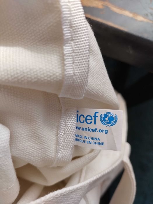 Два пъзела на UNICEF/УНИЦЕФ + оригинална чанта