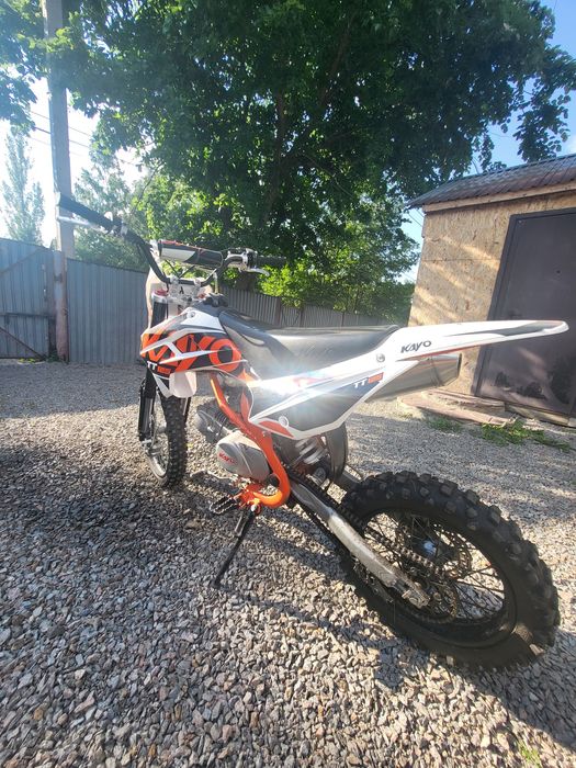 Продам кроссовый мотоцикл