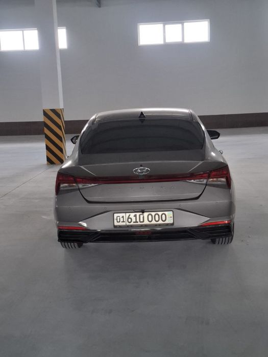 Hyundai elantra 2022