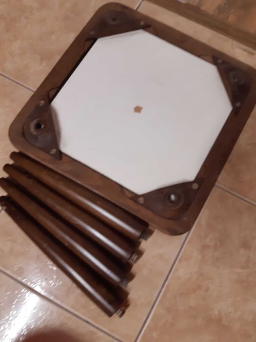 Masuta lemn cu placa gresie si picioaredesurubabile