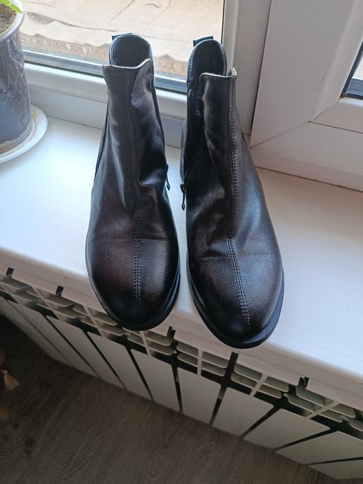 Продаются Зимние ботинки