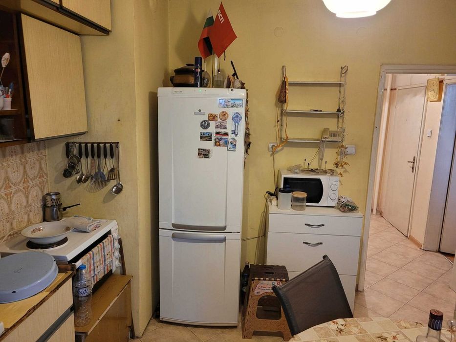 Тристаен апартамент в Кючук Париж