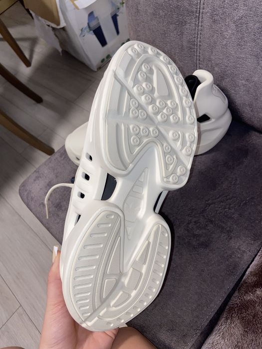 Adidași adidas Climacool 1 albi, originali, stare foarte bună