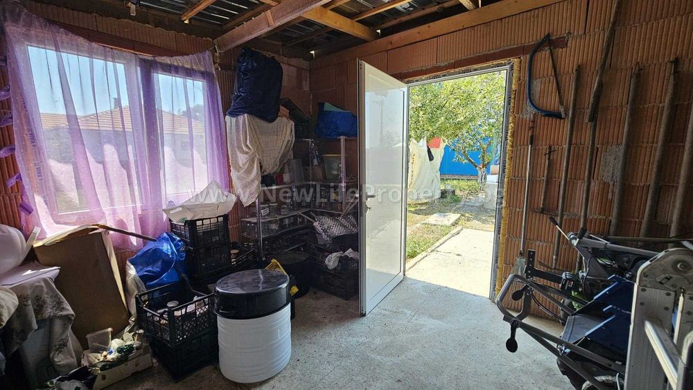 Продава се Къща в с. Тръстиково, Област Бургас - 130 кв.м за 1300 €/кв.м - Снимка #18